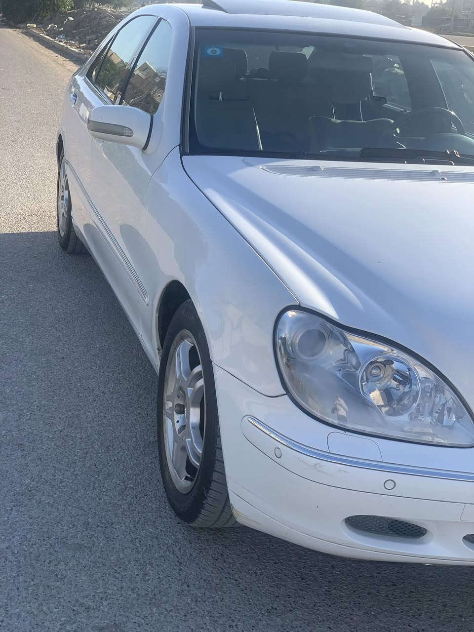 مرسيدس غواصة خليجي 2001
S320  بغداد رقم انكليزي سنوية بأسمي

مواصفات فول داخل ملكي 

مكينه قبل شهرين شادها و مكفوله

كير مكفول

منظومة الجوبلسات كامله مسطرة و ماطور جدد

منظومة البانزين جديدة فيت بم اصلي فلتر اصلي تانكي جديد قبل شهر بدلته

منظومة الماء جديدة راديتر و دبة مي جدد 

صدر امامي جديد قبل شهر بدلته 

صدر خلفي نص عمر 

لايتات امامية جدد شادهن 

تبريد شغال 

ملاحظات السيارة

السيارة يراد ترتيب دواخلها و عندي صوت خفيف بالبور و ممأثر و عندي صوت بالبولبرن مال كمبريسر
السيارة بيها قطع صبغ اني ابيع صبغ عام

و عليها غرامات 350 ينزل من سعرها

مكان السيارة حي البساتين / ***********

السعر 105 بيع او مراوس حسب القناعة
