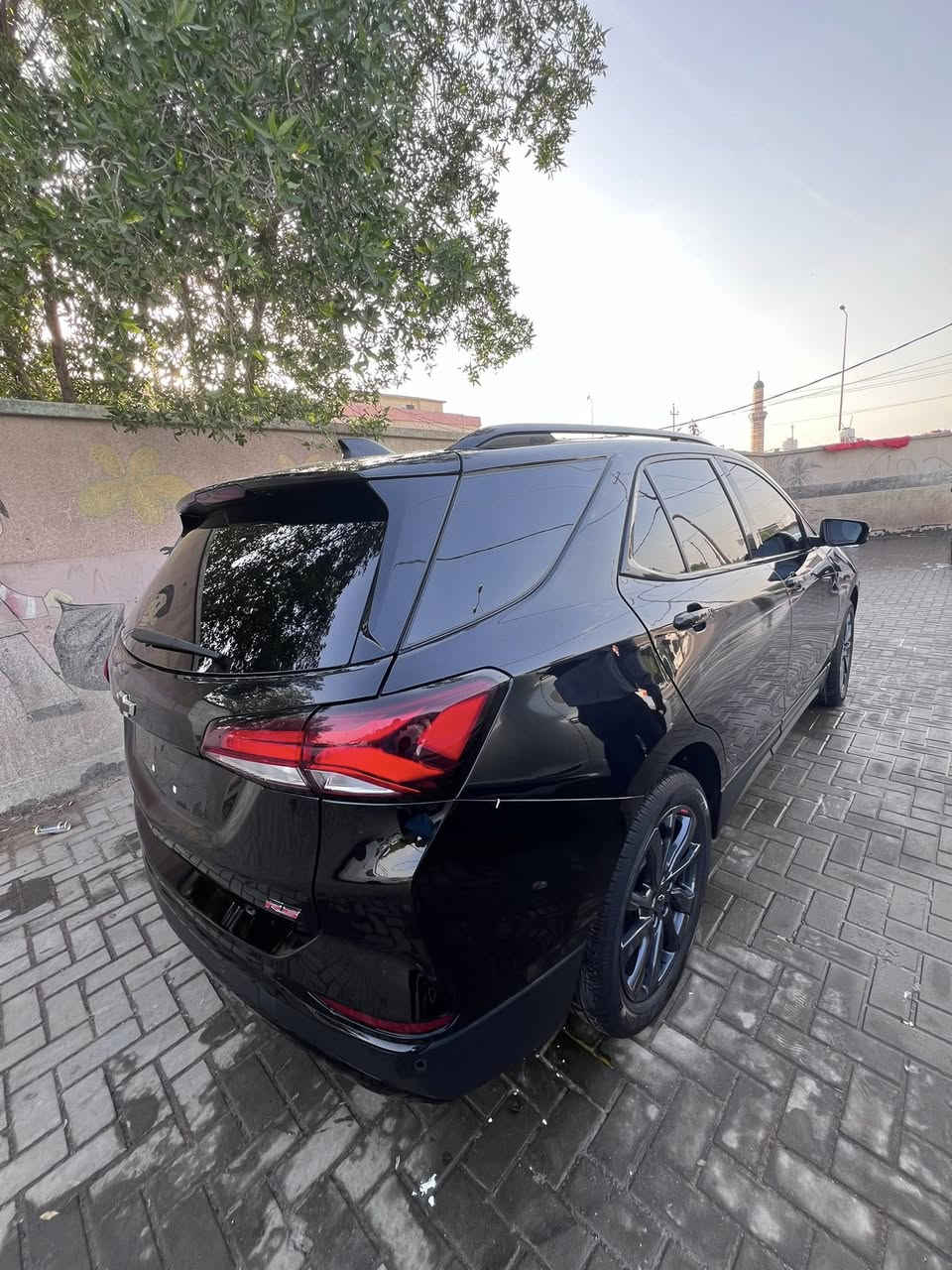 2024𝐂𝐇𝐄𝐕𝐑𝐎𝐋𝐄T 𝐄𝐐𝐔𝐈𝐍𝐈𝐗-RS
شيفروليت ايكونيكسRS موديل : 2024

السعر : 185

اللوان : اسود 

عداد المسافة : 
29 
حجم المحرك  تيربو : 1.5 TURBO (4_سلندر)
بصره بدون رقم 

حادث كلش حلو بدون دواخل
فقط سرقه بنيد وجاملغ بدون اي قطعة ص

المواصفات : RS

 بصمه ابواب 
بصمة تشغيل 
تشغيل عن بعد 
شاشة ايباد
كاميرا °360
‏‎كاميرا امامي
كاميرا جانبي
كاميرا خلفي
رادار °360
اوتو ستارات 
اوتو ستوب
رادار امامي (تحديد مسار)
رادار جانبي  (نقاط عمياء)
رادار خلفي (التحذير من الاصطدام)
حساسات °360
حساسات امامي
حساسات جانبي 
حساسات خلفي
كشنات كهربائي
كشنات دفئك
تحكم استيرن
استيرن دفئة
تبريد لمس 
تبريد مركزي 
صندوق شفط كهربائي 
لايتات ليد عدسة زينون بلادي
بكلايتات 𝐋𝐄𝐃 بيلادي
ويل كروم 
‏‎تفاصيل اكثر الاتصال علی ارقام التاليه
‭0771 498 7402
