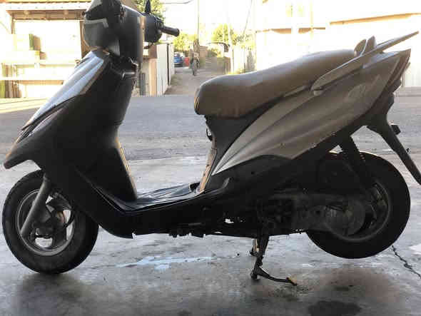 للبيع 
السعر 350 
بغداد /شاطئ التاجي 
‭0781 429 9823‬
