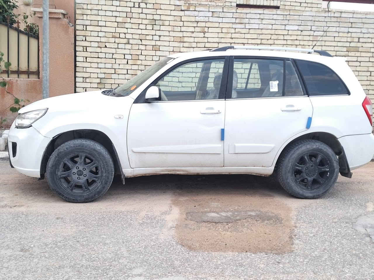 تيكو للبيع موديل 13 رقم دولي مثنى كلها شغاله غرفه نظيفه تبريد شغال. ماشيه 191 السعر 48 مكان السياره نجف باقي التفاصيل على الخاص  واتس اب ***********
