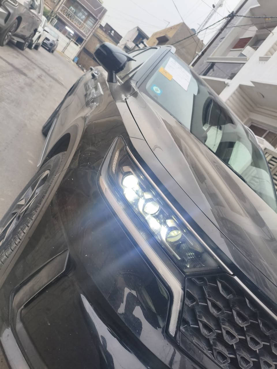 السلام عليكم 
( مراوس) (جارجر اوباما )(يفضل فور ويل)
سورنتو 2021 هايبرد فول الفول رقم بغداد تبدل بنيد وصبغ جاملغ خلفي فقط الباقي كفاله عامه سياره جديده جدا وماشيه ٤٠ الف
مكينه( ٤ )سلندر تيربوا هايبرد بقوه ٢٥٦ حصان انشط من ٦
المواصفات:
بصمه 
تشغيل عن بعد
شاشه جبيره
كامره
بنوراما
كشنات منفصل Vip
كير ماوس 
كشنات جلد
تدفئه بل كشنات
اوتو هولد 
ابل كار بلي + اندرويد اوتو 
تحديد مسار 
شاحن لاسلكي 
نظام نزول منحدرات 
سايد بريك كهربائي 
سبعه راكب
رادارات
اشاير لكزز
لايت زنون ثلاث عدسات
شفتات بل ستيرن
وضعيات قياده (ايكو وسبورت وسمارت)
ترحيب بل يدات
صندوق ذكي ينفتح عند الاقتراب 
سياره هايبرد تفويله تمشيك 950 كيلو تنسى صرف 
مكانها بغداد الشعب 
***********
