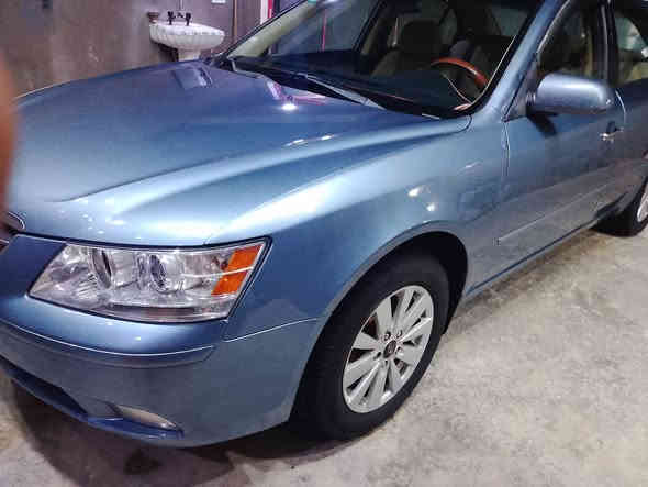 السلام عليكم
سوناتا موديل 2009 امريكي بأسمي تحويل مباشر
حادثها جاملغ وبنيد مبدلات بدون دواخل شرط
بيها رشه بخشم جاملغ امامي ايمن ورشه يم قبق بانزين
داخلها المرغوب
مكينه 2400 لوك 
كير لوك
تبريد وكهربائيات خير من الله
تخم تاير وصدر نضيف
السعر 122 
استفسار ***********
