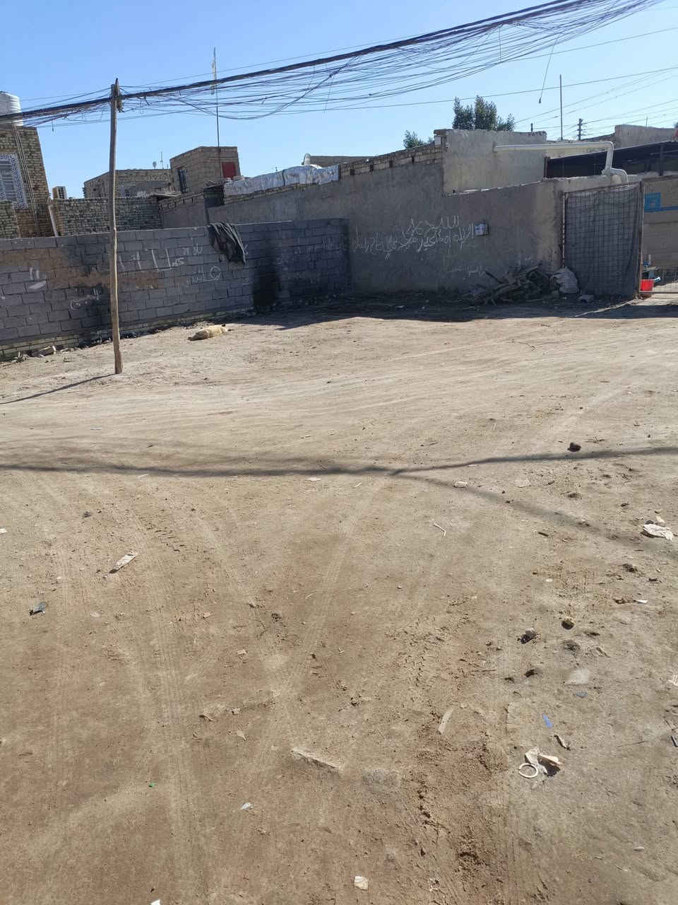 سلام عليكم قطعه زراعي 100مربع ركن في حي العسكري دجله للاستفسار رقم  ***********
