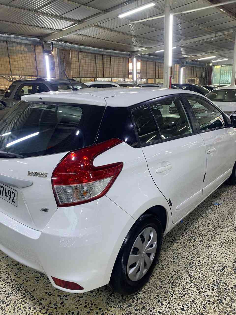 يارس مؤديل 2015ى خه ليجى مه كينه گچكه سه ياره يه كى جوانو خاوينه هه موو شتى نوى كرايته وه هه تا 2030فه حسو هه زه شى نويه سه ياره كه جاملخه كى سبوخه بى ناوى قوپه كى هه يه له ده ركه ى داواى109وه ره قه ى ده كه م كه مى مه جال 
*********** أربيل, العراق
