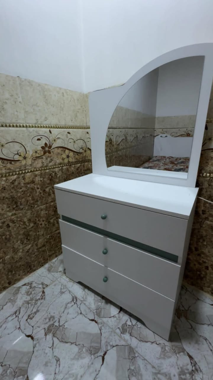 غرفة تركية للبيع السعر ٦٠٠ جديدة ما بيها اي عيب


**إذا كنت صاحب هذا الإعلان وتريد حذفه لأي سبب، رجاءا أرسل رسالة إلى الدعم الفني**