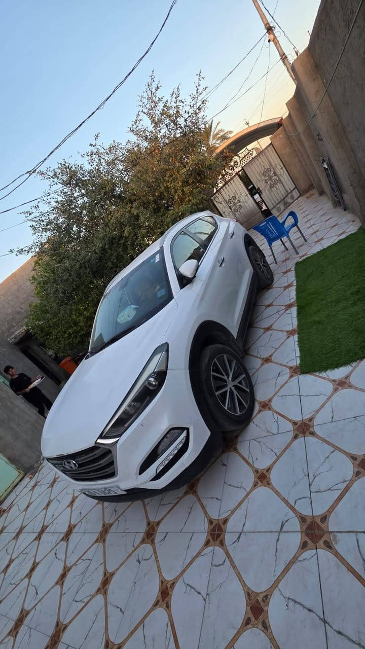 سلام عليكم
توكسان مديل 2016 السياره جديده او حلوه كفاله عامه ضربه او صبغ رقم انكليزي بسمي السعر 175 او بيه مجال التصال
***********
***********
