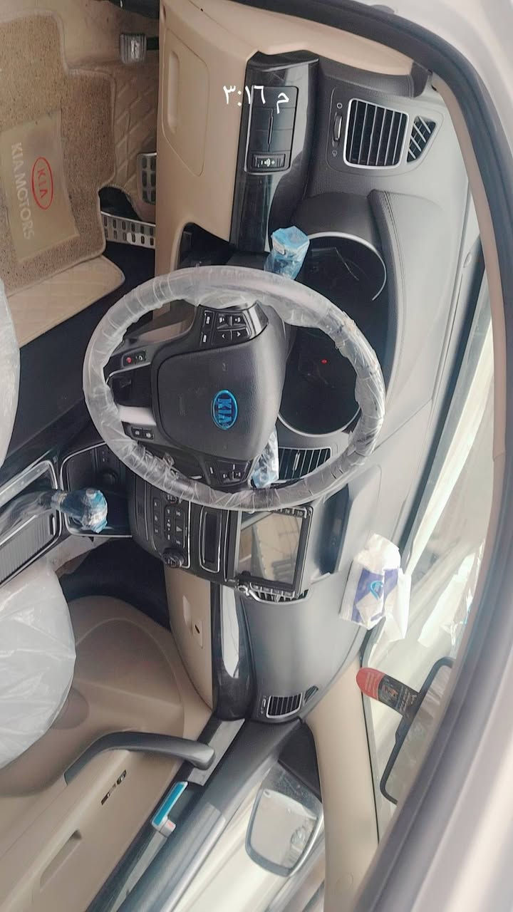 سورنتو ٢٠١٤
فول مواصفات
كفاله عامه
السعر 215
بغداد البياع
***********
