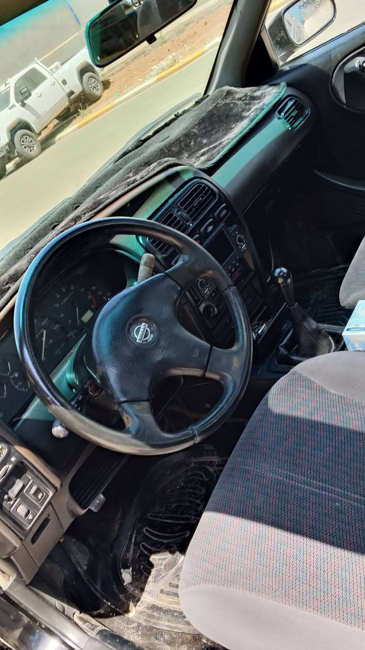 السلام عليكم
نيسان بليميرا موديل ٩١
سلايت كهرب جامات كهرب مرايات كهرب
اريل كهرب تبريد ثلج محرك 20GT
كير عادي السياره بلاديه 
***********
السعر 45
