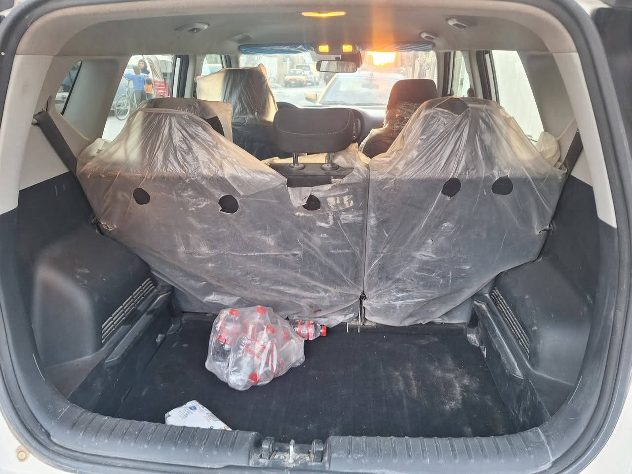 السلام عليكم كيا صول موديل 2020وارد امريكي السياره كامله مواصفات ماعده الفتحه والبصمه رقم انكليزي تحويل ثاني يوم مكينه وكير جيد جدا تبريد شغال مكينه دوش بيها صبغ تلاث قطع وهاي صورها موجدة ضربتها اني مكلف بل نشر رقمي ***********
السعر ١٤٥ورقه وبيها مجال
