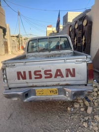 نيسان • سياره • كربلاء