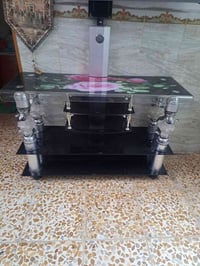 ميز بلازما • للبيع