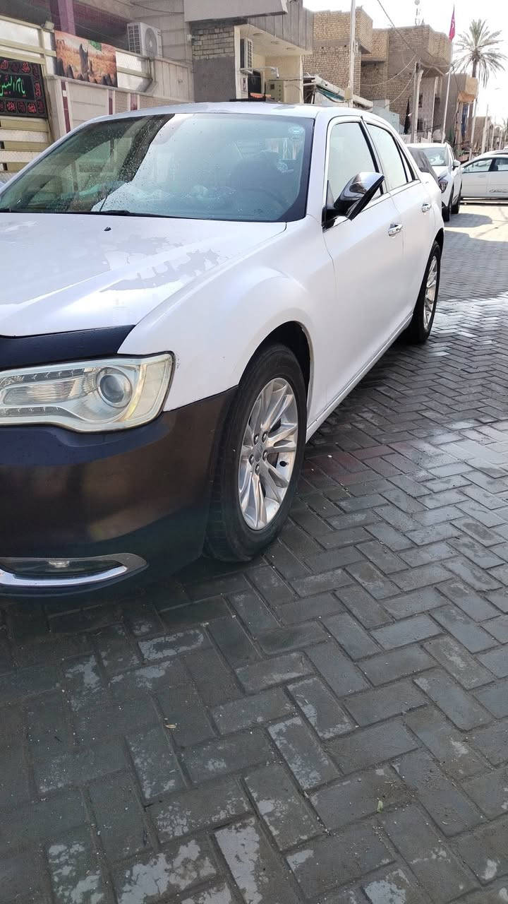 السلام عليكم وبامه ٢٠١٧ أربيل سيارة محرك ٣٦٠٠ تويل سونار موجوده تخم ويل مكسيكي وتخم تيرات جديد سيارة بسمي السعر ١٩٥ مكان السياره بغداد سيارة مغلفه ***********
