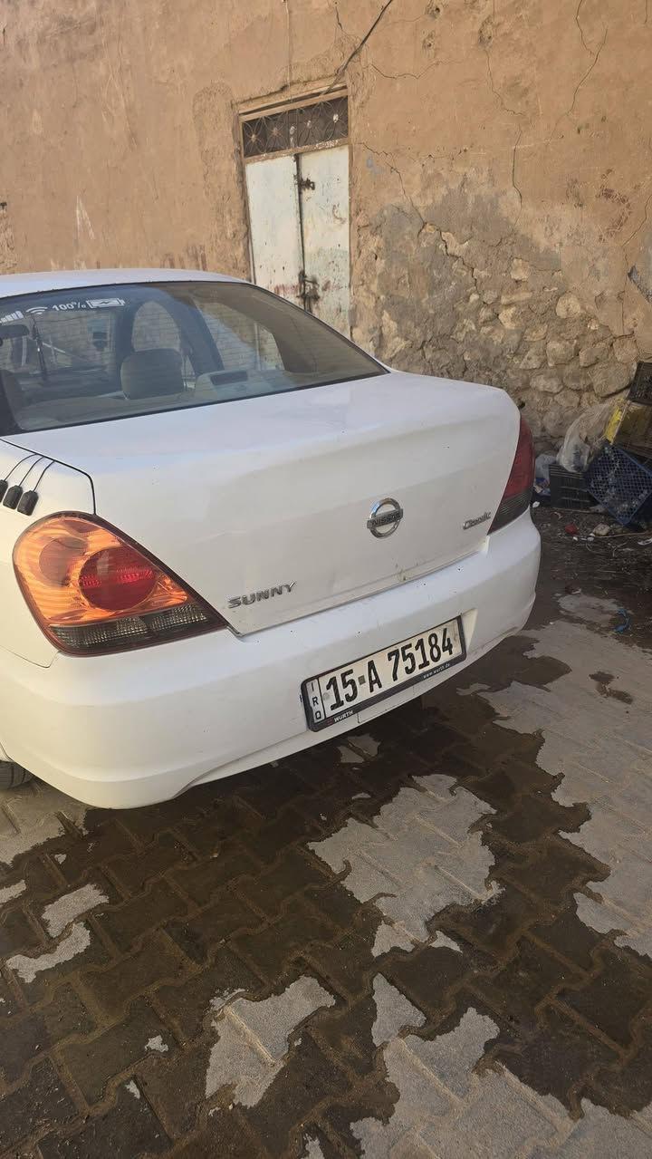 سني ٢٠١٠ لبيع السيارة بيهة جاملغ اليسر السيار اوتميك جاهز  ***********
