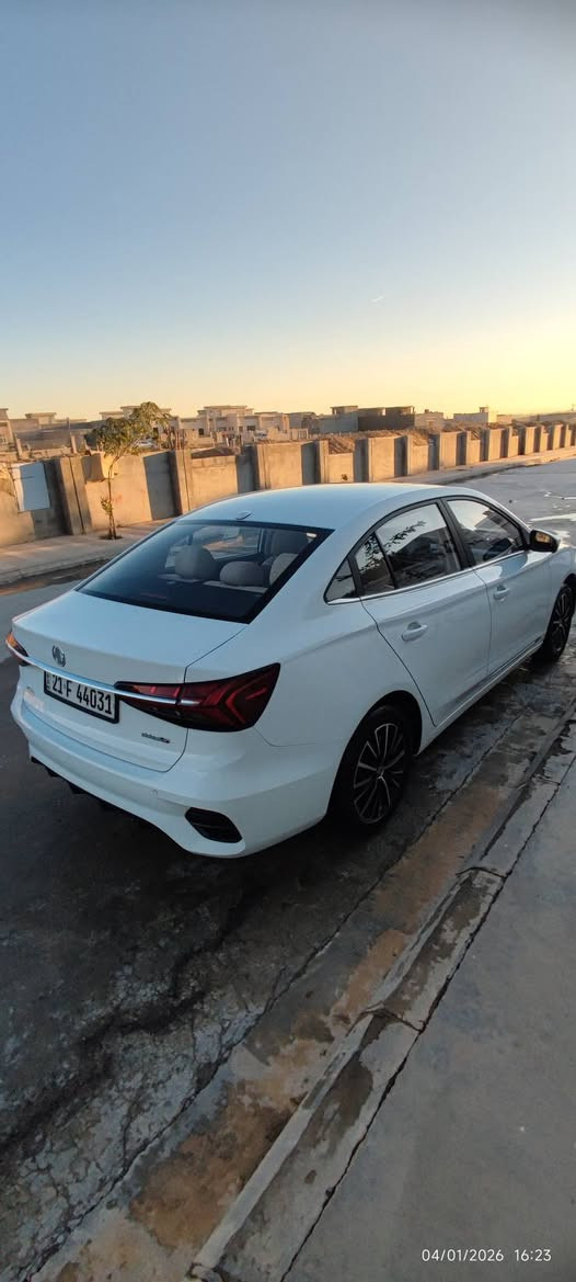 mg5 2025 نوکە دەرزی نیە زەمانە نۆ هەزار ڕۆشتوە فولە سلاید چوار کامێرە زینۆن لید کوشن کارەبای ۆتۆ هۆڵد بەسمە برێک بەسمە  کوشن جلد زۆر مواسەفاتی تر مشتەریت تەلەفۆنکە نرخی...*********** ۱۲۹ معامەلە
