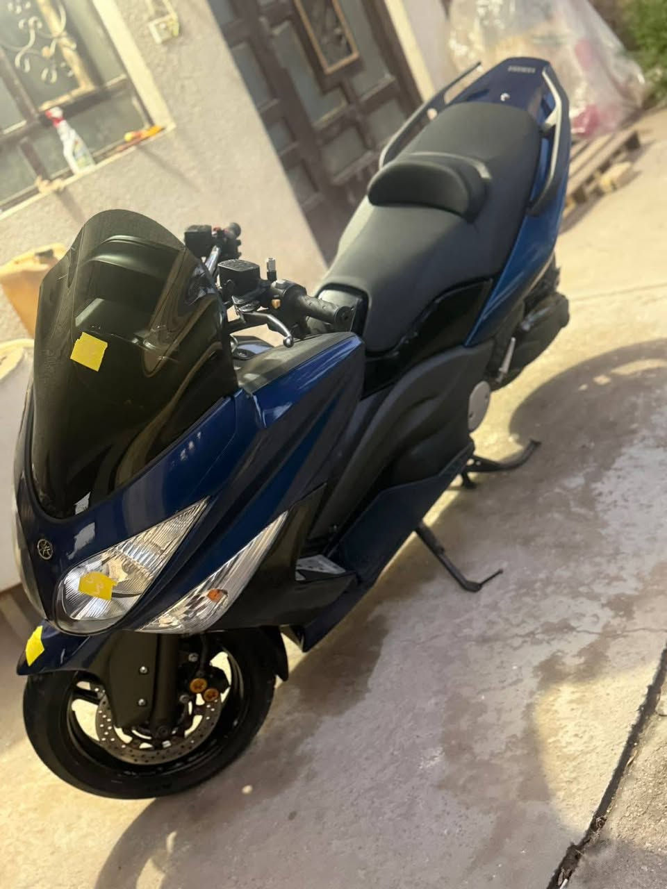السلام عليكم
TMAX 2011 للبيع 
دراجه كفاله عامه 
ماشيه 23 الف حقيقي 
عله صور المزاد 
كلج رياضي ❗️
جامه رياضي ❗️
ستيرن رياضي ❗️
اكزوز رياضي ❗️
مكاني حله 
استفسار ***********
