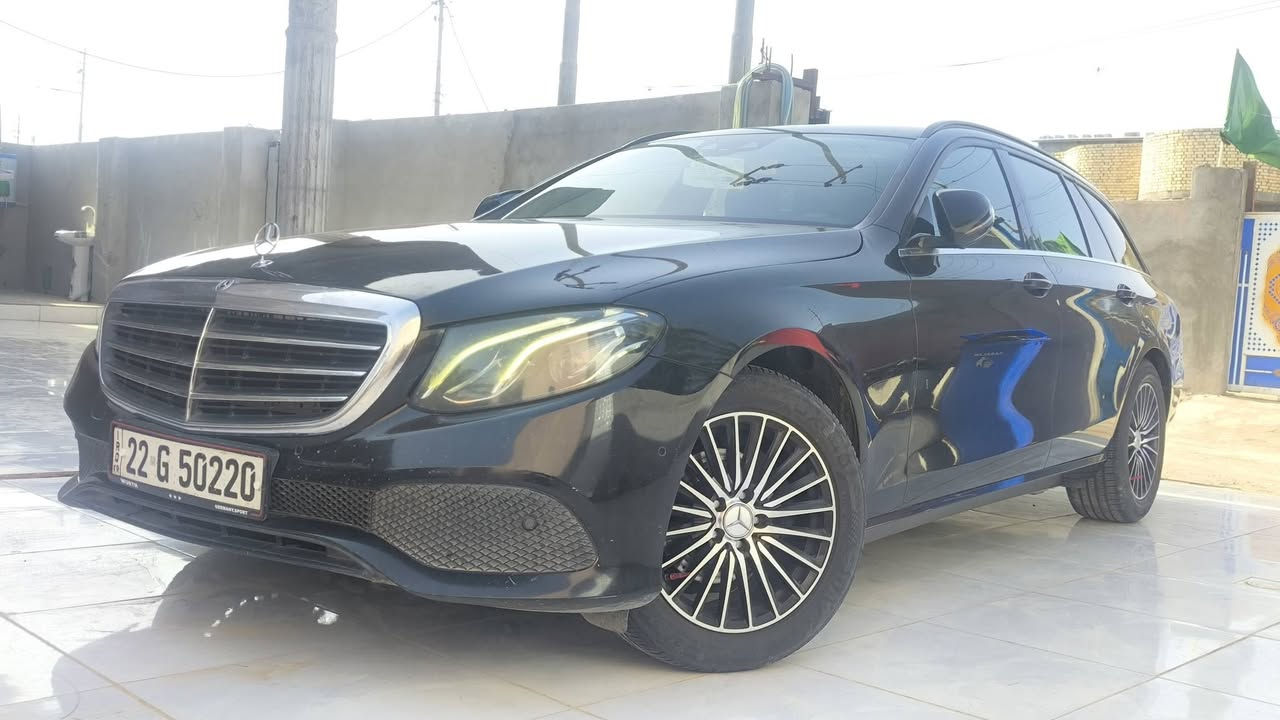Mercedes-Benz w213
حجم E200 

موديل 2018 

فول عدا البانوراما 

حساسات 360 درجه 

مري شفط +حساسات المري (نقطة عمياء)
سايد بريك بصمه ...
بريك اوتوا مانع اصتدام ..
خزن ميموري ...
بعد هواي مواصفات
كير محرك كفاله كير 9نمر 

محرك اربعه سلندر تيربوا

(بيها قطعتين بنيد  وباب خلفي) 

سياره جاهزه مبيها اي نقص خير من الله 

مكان السياره البصره 

السعر 220$ قابل للمفاوضه 

واذا اكو سياره بسعر اقل اراوس ...


**إذا كنت صاحب هذا الإعلان وتريد حذفه لأي سبب، رجاءا أرسل رسالة إلى الدعم الفني**