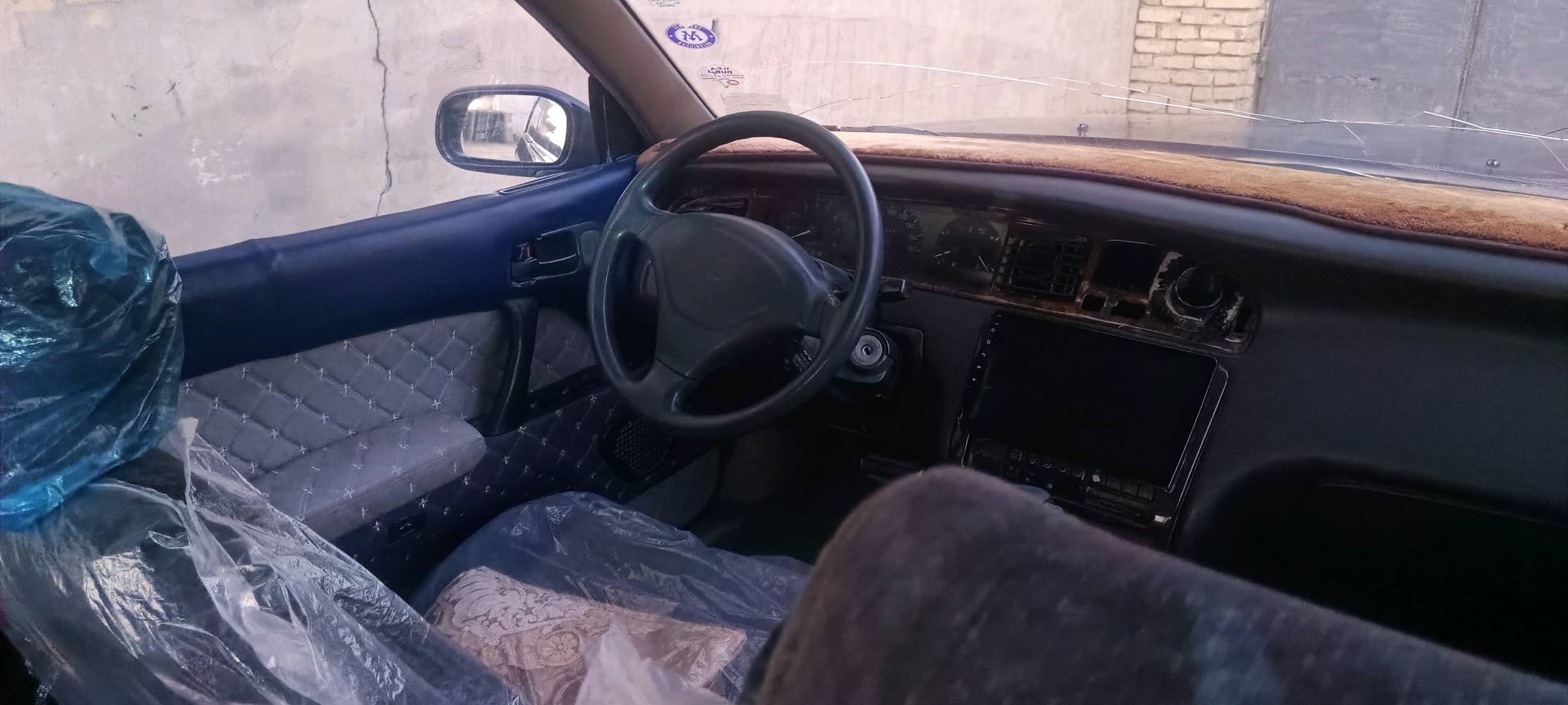 سياره بطه موديل 91 مكفوله كفاله عامه من الكص والنقل والضربه القويه  كير ومحرك مكفول شرط. سنويه نهايته ال27 الى تنتهي. باسمي مداور ثاني يوم  بيه جراد بسيط بالبنيد والقماره كهربايات شغاله وتبريد يشتغل  العنوان ناصريه سيددخيل  السعر 46 وبيه مجال ***********  