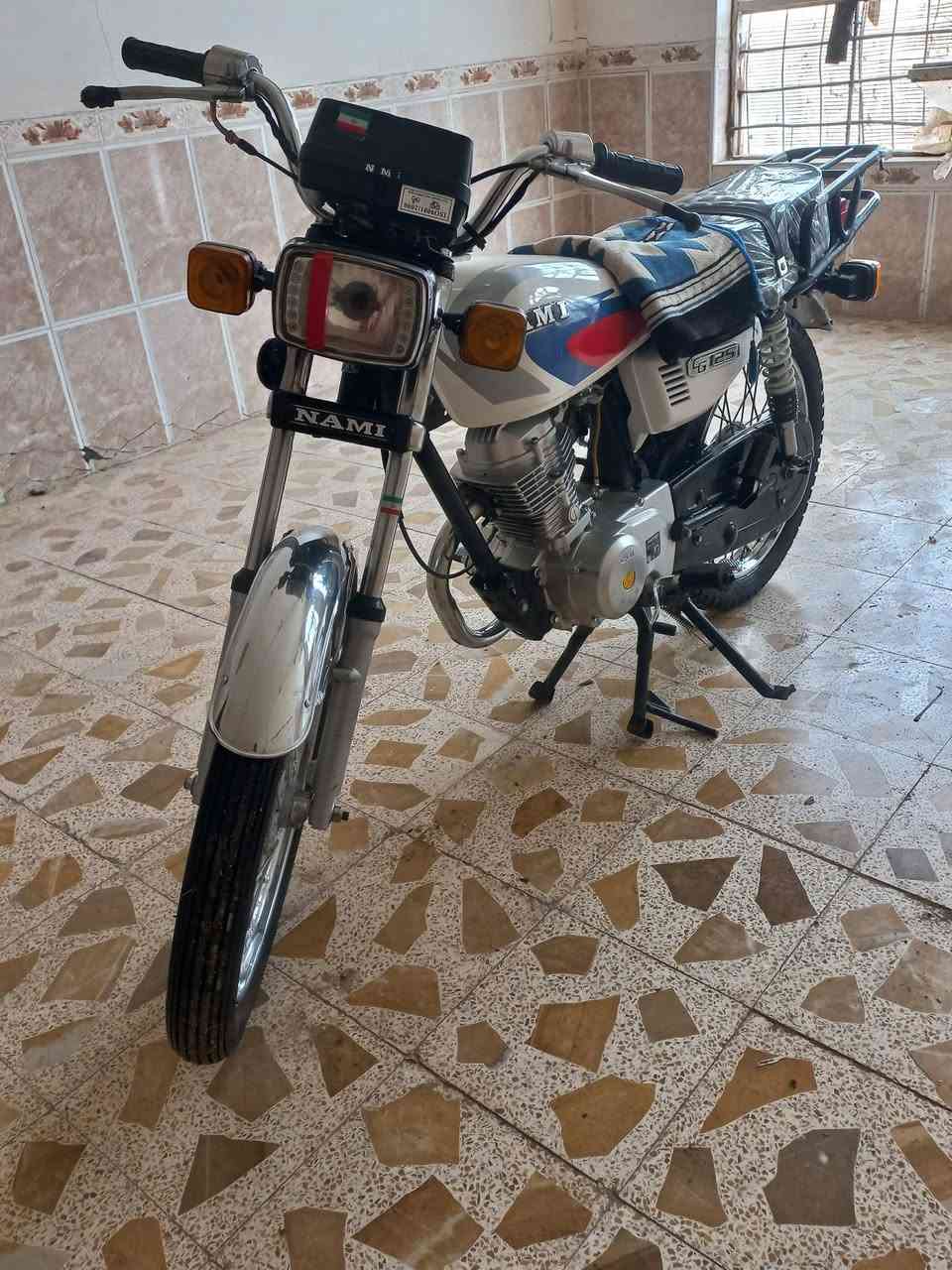 اربعه كير اصولي للبيع شاصي 19 نامه وكيله حمودي العارضي السعر 750 وبيه مجال قليل المكان مشخاب هاذه رقمي ***********
