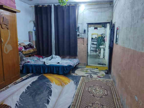 السلام عليكم دار للبيع 55 متر مصفر طابق واحد بنص اطابو كافت خدمات بغداد الكمالية المعوقين ***********
