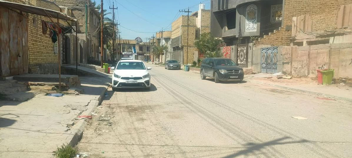 🏠 عشتار للعقار

♦️ فرصة للبيع – بيت في موقع مميز

📍 الموقع: الناصرية / سومر / حي المعلمين

📐 المساحة: 200 متر
📄 النوع: طابو صرف باسم المالك
🏚️ الحالة: بيت قديم (يُباع كقطعة أرض)
💰 الإيجار الحالي: 500 ألف دينار

💵 السعر: 310 مليون دينار

✨ مناسب للسكن أو الاستثمار في منطقة حيوية وقريبة من الخدمات

📞 للاستفسار:
0786 777 1177

#عشتار_للعقار
#الناصرية
#حي_المعلمين
#عقارات
#بيع_وشراء
