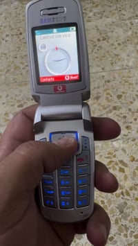 سامسونج • يفتح كل الخطوط • شاحن وبطارية أصليين