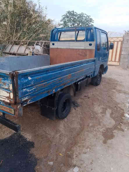 السلام عليكم كيا سامسوك موديل 99سياره بلاديه سنويه جديد ال 30لمكان كربلاء السعر 40 وبيا  مجال رقم الاهاتف ***********
