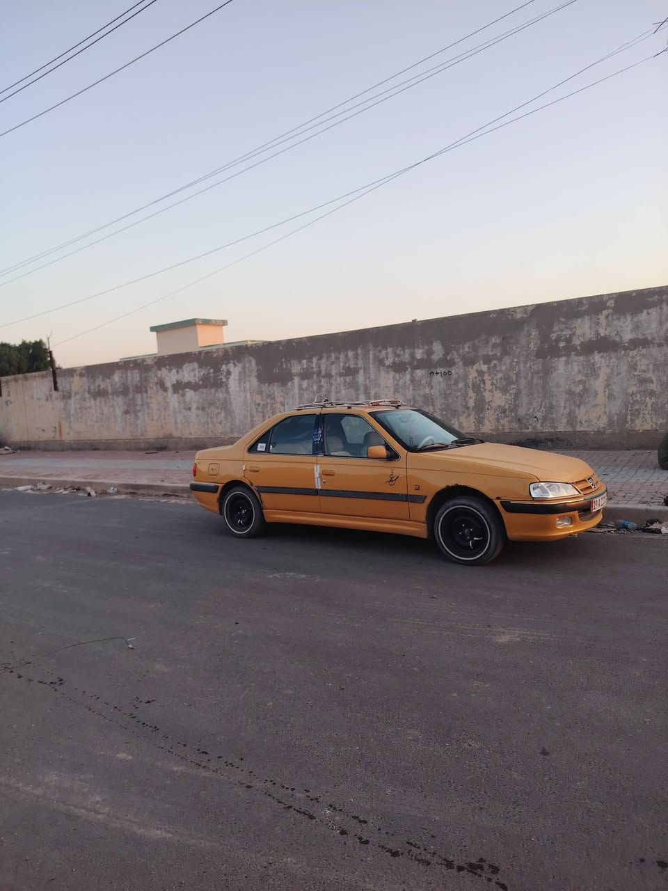 سلام عليكم بيجو بلرص للبيع موديل 15 مصفره سعر 35 وبيه مجال استفسار علا رقم ***********
