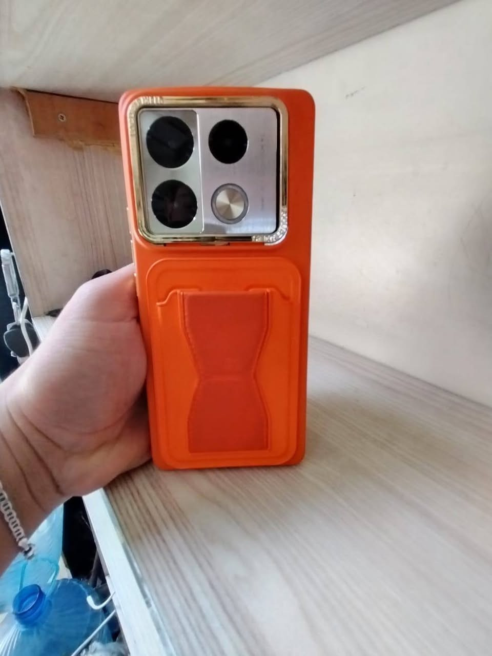 السلام عليكم مستعجل عل بيع
للتواصل ***********
✅ Infinix Note 40 Pro 5G
✅ 256GB
✅ ما مفتوح ولا مصلح.
✅ شخط صغير جدًا فقط.
✅ وياه الكارتون.
✅ وياه الشاحن اللاسلكي.
❌ الشاحنه ام الواير مو موجوده 
✅ السماعه الاصليه موجوده ويه جهاز
