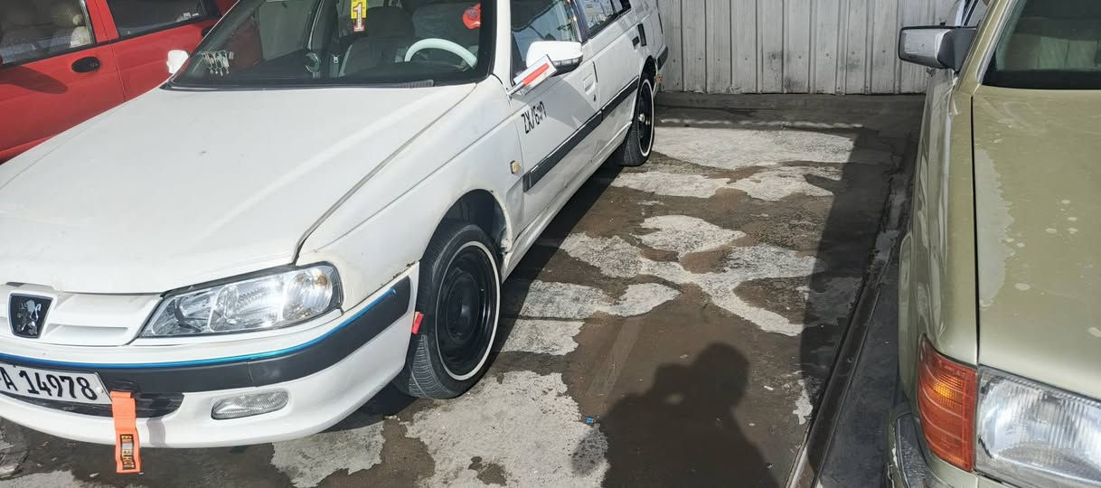 السلام عليكم بارس موديل 12كير مكينه تبريد صدر تخم تاير سياره مكفولة وجاهزه ماعده البنيد مبدل السعر 35مكاني البياع ***********
