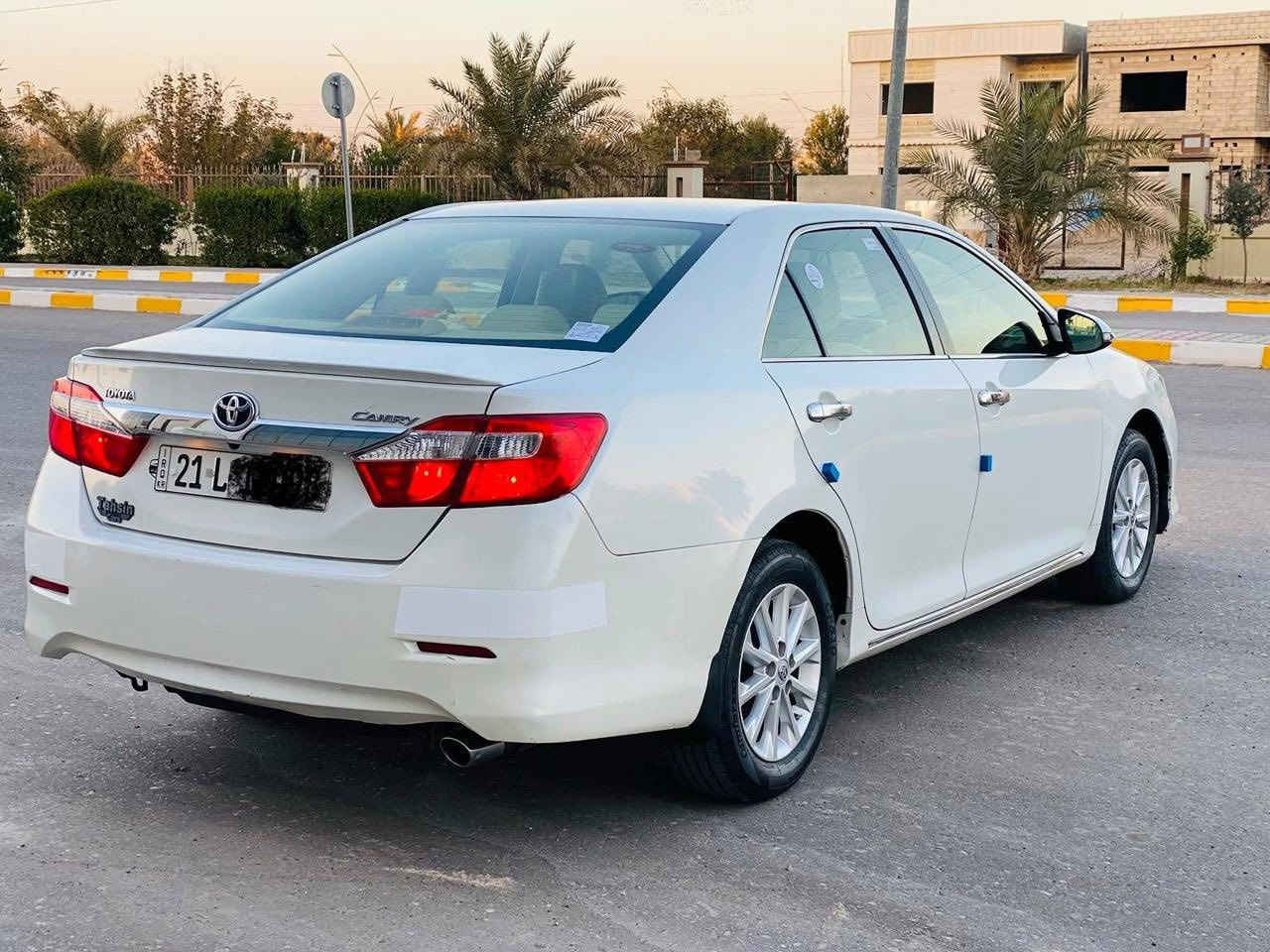 تيوتا كامري              موديل 2013 | خليجي
اللون أبيض
رقم سليمانية دولي (21)
سنوية لغاية 2028
تحويل مباشر
مكفولة كفالة عامة من الصبغ والتبديل والفتح
السونار مرفق ويه المنشور
الفحص وين ما تريد (شرط)
المواصفات:
محرك 4 سلندر 2.5 VVT-i
شرط بلادي مامفتوح
گير شرط 6 نمر
نظام ECO اقتصادي
صاج بلادي
مرايات شفط
إشارة بالمرايا
ايرباكات عدد 6
ويل كب بلادي عدد 5
شاشة أندرويد
شاشة ديجتال
كاميرا خلفية دوّارة
تبريد شاشة
تبريد قطعتين
تبريد مناخين
دوشة جديدة
أرضيات جلد
إنارة LED بالأبواب
تحكم مقود
مفتاح عدد 2
تخم تاير جديد
صدر جديد
تبريد شرط
تدفئة نار
الدواخل نظيفة جداً
السبير بلادي يوكوهاما
متصرف عليها هواي
تجي وتشوف بعينك وانت تحكم
📍 العنوان
الرمادي -   مركز المدينة 
🔴 السعر 💵 155 وبيه مجال بسيط 
📞 الاتصال ***********
#IraqCarsKd #Toyota #Camry #كامري #سيارات_للبيع #سيارات_العراق #سيارات_الرمادي خليجي
