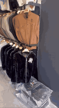 محل للبيع مع البضاعه 
محل تجاري جديد مفتوح منذ 20يوم فقط 
الموقع النجف ..حي المهندسين قرب شارع الجنه عامود 13
مقابيل صالون حور العين 
مساحه 7x3/الايجار 225الف
البيع المحل كامل مع بضاعته 
السعر 5مليون قابل للتفاوض 
مكلف بل نشر ***********
