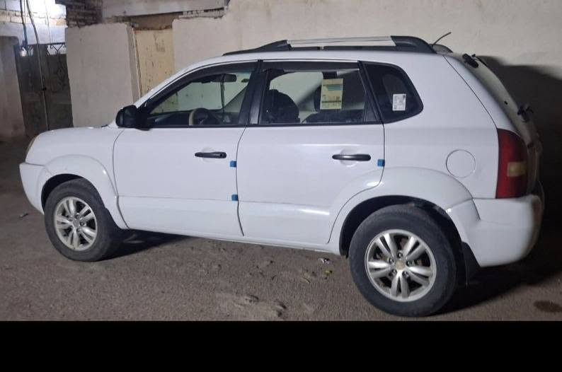إعلان سيارة للبيع
🚗 سيارة للبيع توسان 
موديل: 2010
مشروع وطني
باسمي.. رقم سياره ذي قار 
السيارة بحالة جيدة ولا توجد بها أعطال تُذكر
مكفولة مع الفحص، والفحص يوضح حالة السيارة بالكامل بكل صراحة وشفافية
مكان السيارة: محافظة ميسان
📞 للاستفسار والتواصل: ***********
***********
