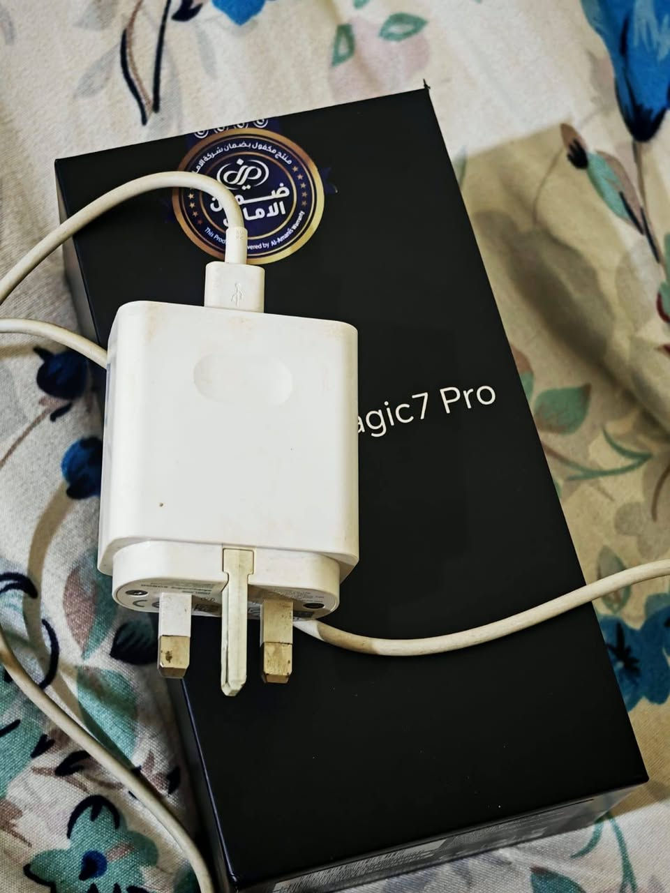 السلام عليكم
ماجيك 7 برو (HONOR Magic 7 Pro)  لون رمادي ذاكرة 512 وعشوائية 12 ومعالج Snapdragon 8 Elite  ببجي 120 فريم وشاشة OLED LTPO بحجم 6.8 بوصة وسرعة 120 هرتز  كاميرا خلفية ثلاثية رئيسية بدقة 50+200+50 ميجابكسل، وبطارية ضخمة بسعة 5850 مللي أمبير تدعم شحناً سريعاً 100 واط، ونظام أندرويد 15 ويجي بية (بصمة ثري دي وفيس آيدي ) 
 
الموبايل كلش نظيف ومكفول وملحقاتة كاملة 
مكاني كربلاء رايدة ب950 وبيه مجال 
***********
***********
