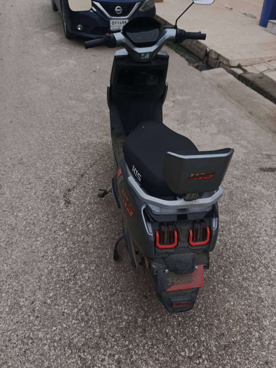 سلام عليكم 
دراجه شحن نوع his 
6 بطاريات ملف نحاس 
تثبيت سرعه 
نضام البارك p
نضام البكR
سرعه حقيقي 70
دراجه نضيغه وجديده 
وبيها بعد هواي مواصفات ما اعرفها 
سعره 750 وبي مجتل شي بصيط 
للئستفسار ***********
