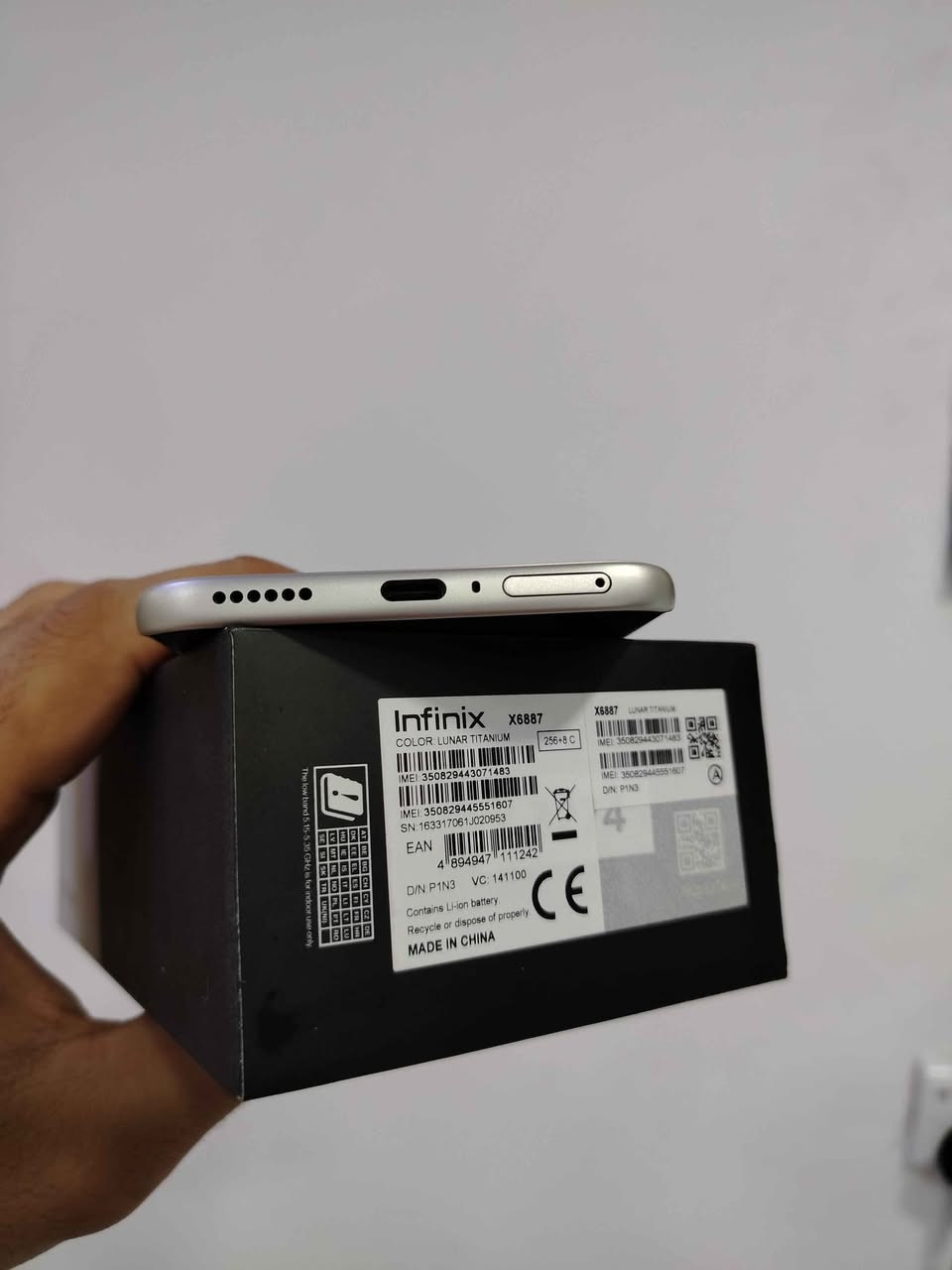 السلام عليكم للبيع انفنكس ايدج 5G استخدام ايام جهاز صاره اسبوعين من نزل جهاز حالة حال جديد كامل كل ملحقات الاصليه ذاكرة 256 عشوائية 16 جهاز مواصفات قوية سعر 380 الف قفل 🔏كلش مكاني بصرة *********** البصرة, العراق
