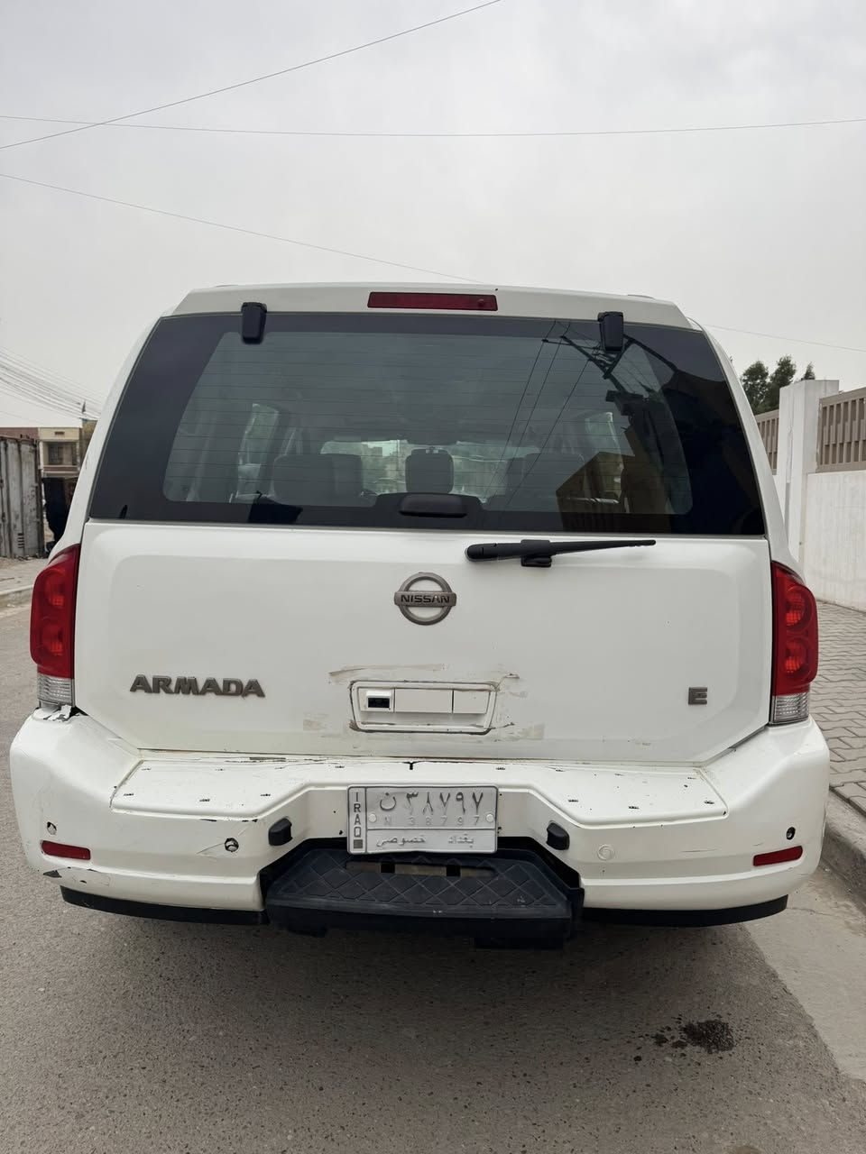 السلام عليكم 
ارماده موديل 2009 خليجي
فئه SE
رقم بغداد باسمي 
السعر  125 ورقه 
مكان السياره  بغداد _ الحسينيه الراشديه 
محرك  ٨ سلندر 
كير ومكينه مكفولات ما مفتوح 
ضررها جاملغ خلفي شي بسيط 
وباب خلفي صبغ عله كد شبر 
تخم تاير جديد شاده 

*********** احمد
