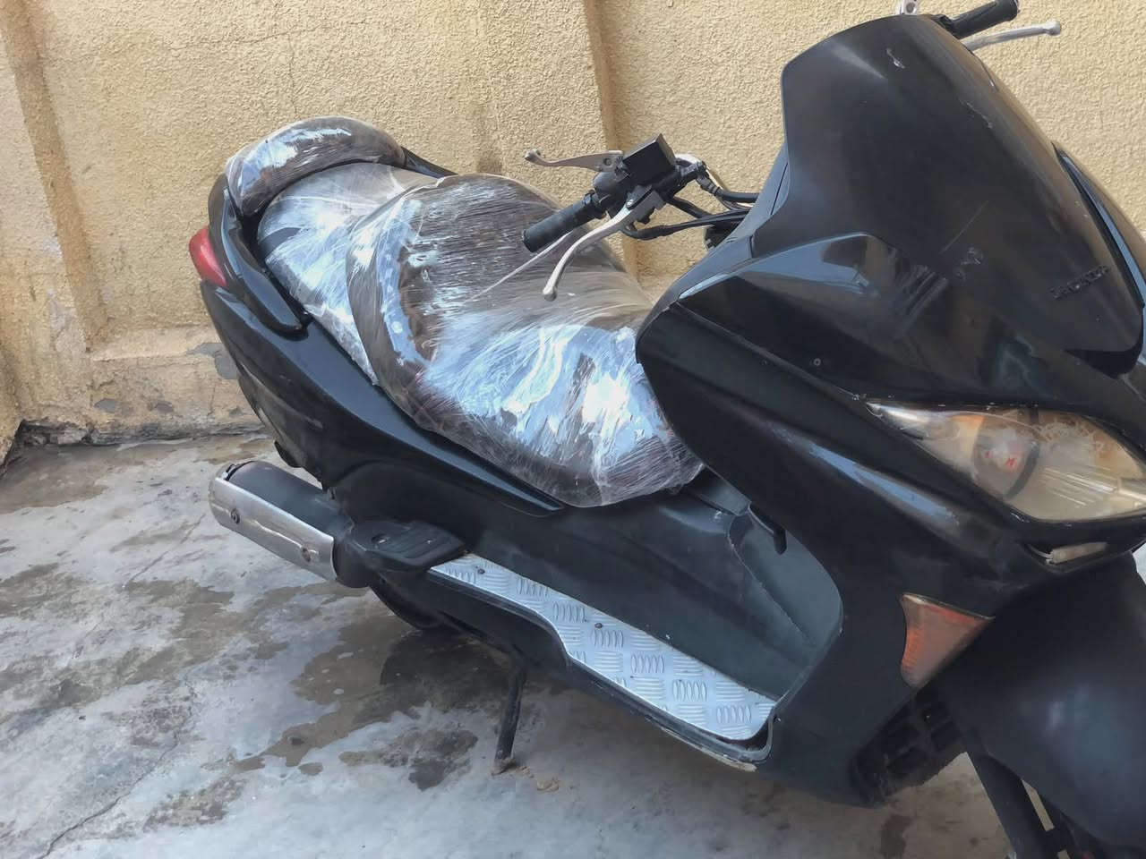 فورزه 0,9 دراجه حلوه نضيفه كهربائياتهه كلهه شغاله اوراقها أصولي كتلوك شركه السعر 950 مكاني بغداد حي الجهاد وتساب***********
