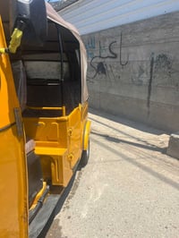 تكتك موديل 2021 رقم وسنويه انكليزي تكتك نضيفه شوف العين مكينه ما مفتوح...