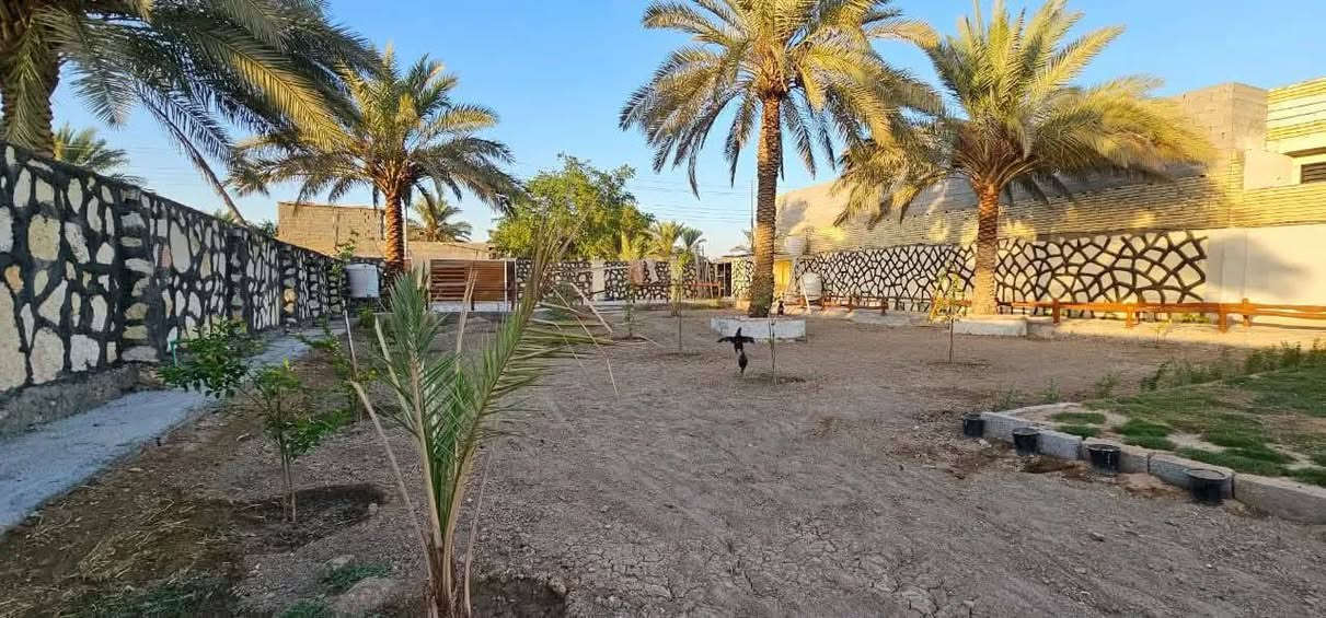 مكتب عامر الحسناوي مساحة 1000م بيه بيت 200م درجة اولى طابو زراعي 25 تحويل مباشر كهرباء ماء مدراس جامعات مولد ذهبي ع شارع تبليط بناء جديد جاهزة وكلش مرتبة من كلشي تعال واگعد
طريق طوريج كربلاء عن الامام 7 كم قرب السيطرة الابراهيمية بالظبط
الاتصال على الرقم ***********
