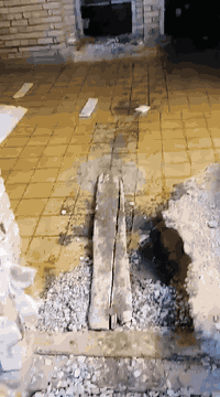 ***********السلام وعليكم  اي شخص محتاج صب رباط او صب البيت من الداخل اوصب فوك تصليطه يرسلني كادر كامل من خباطه وعمال شغل نضيف ***********وتساب.
