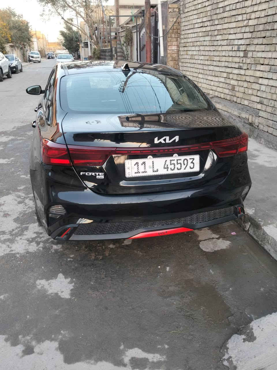 سلام عليكم كيه فورتي موديل 23 ماشيه 45 حادث بلعراق جاملق السعر 150وبيه مجال ***********
