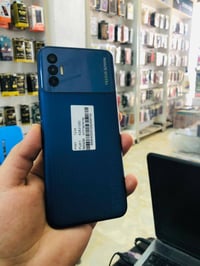 تكنو سبارك 8P • ١٢٨ • بطارية ٥٠٠٠