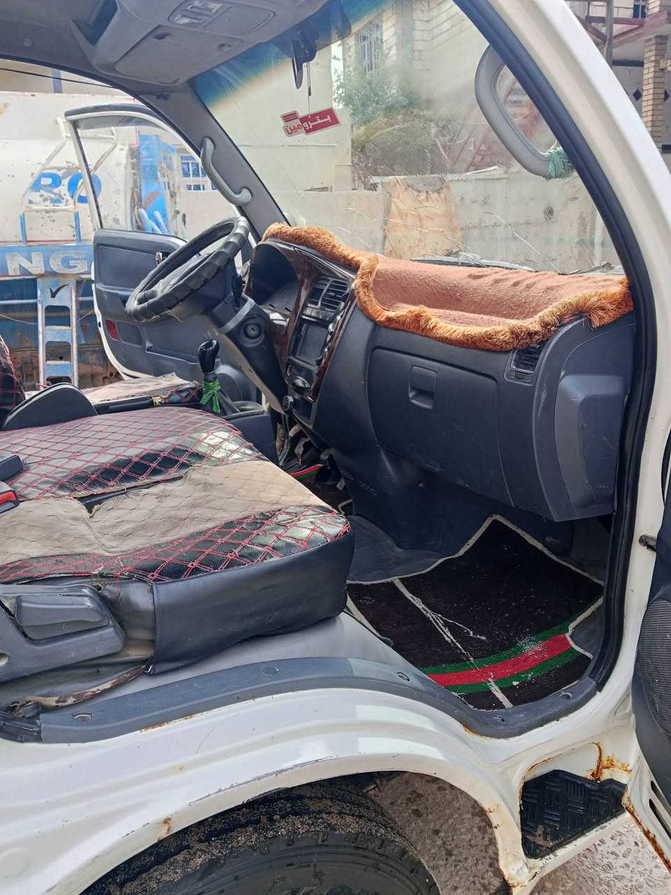 سلام عليكم كيه فحل سبلاين مكفوله 2009 بسمي لسيارا سعرها 115 مكاني بصره قرنه ***********
