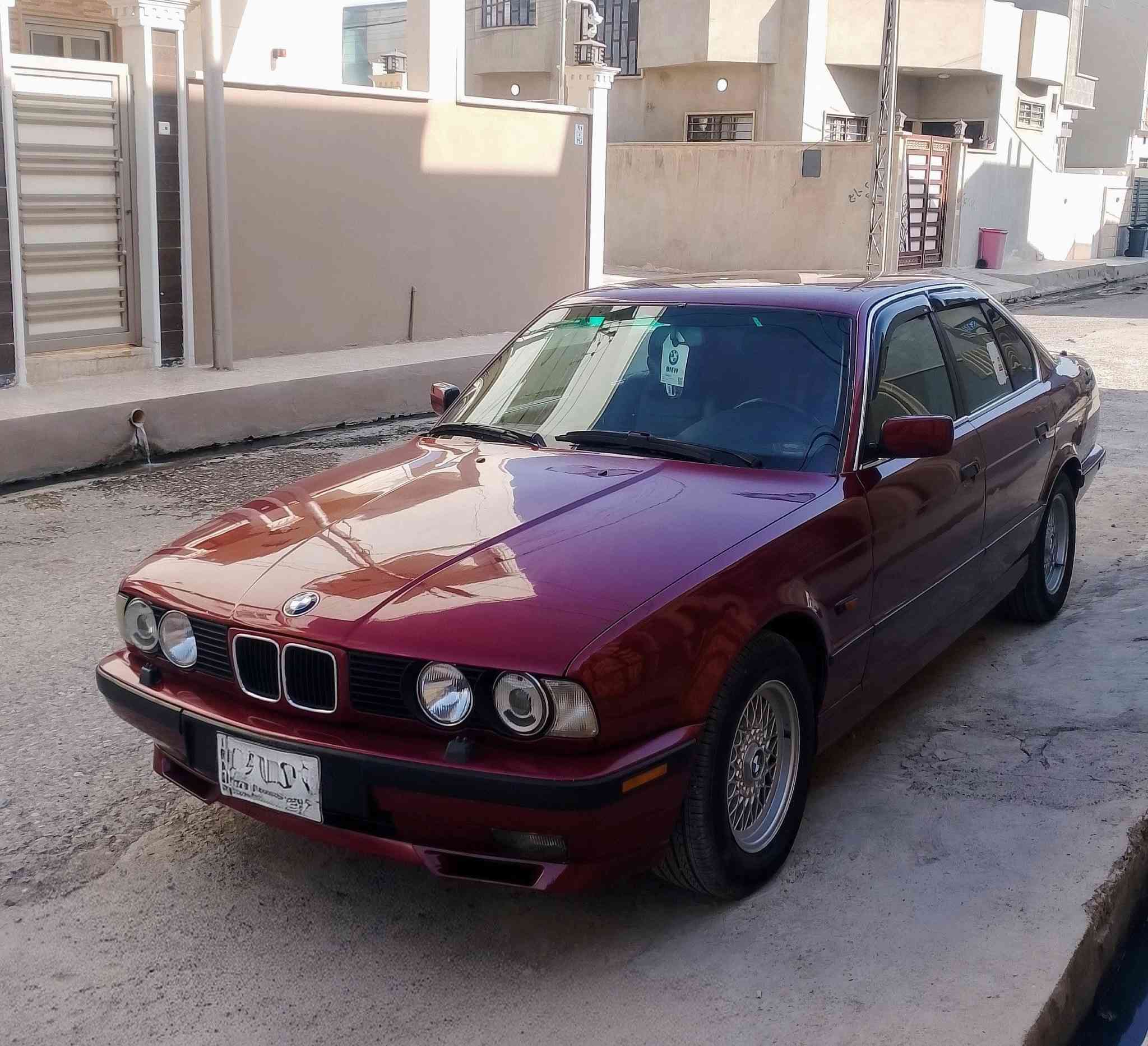 سلام عليكم bmw حجم 525 موديل 93 طخم تايرات جدد طخم امامي خلفي جديد كشنات جلد دشبول ايرباك دركة ايرباك باتري جديد تفاصيل أكثر اتصل عل ارقام *********** // ***********
