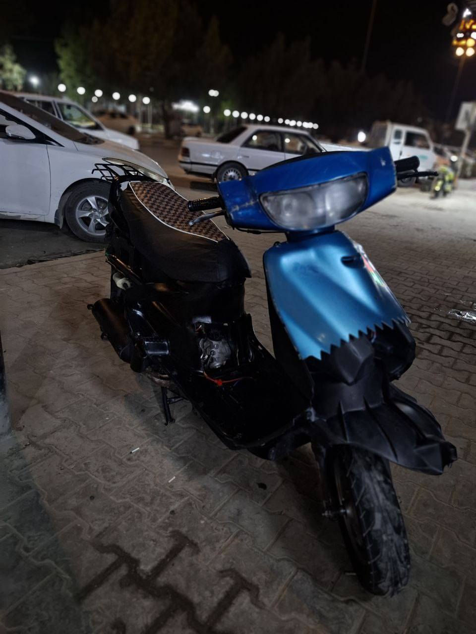 السلام عليكم
م ت ا ح 
دراجه فراشه اول فتحه للمكينه 
كهربائيات شغاله هندر واحد تشتغل 
عوزهه باتري + دكم تشغيل 
مكان نجف حي العسكري گبل 
***********
