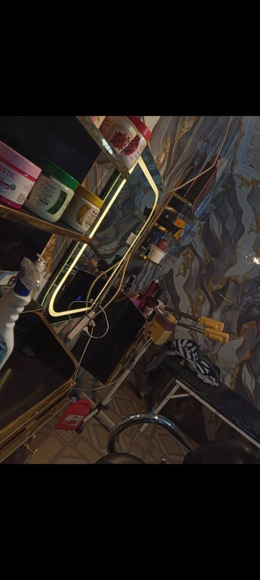 محل للبيع مكاني حي رساله ***********
