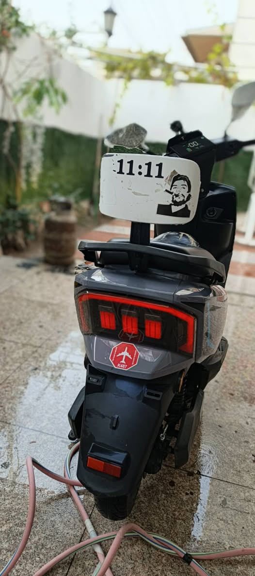 سلام عليكم دراجه شحن الماسه نوع سكنس دراجه نضيفه بطاريات عل فحص السعر 650 وبي مجال  للستفسار لتصال عل رقم ***********
