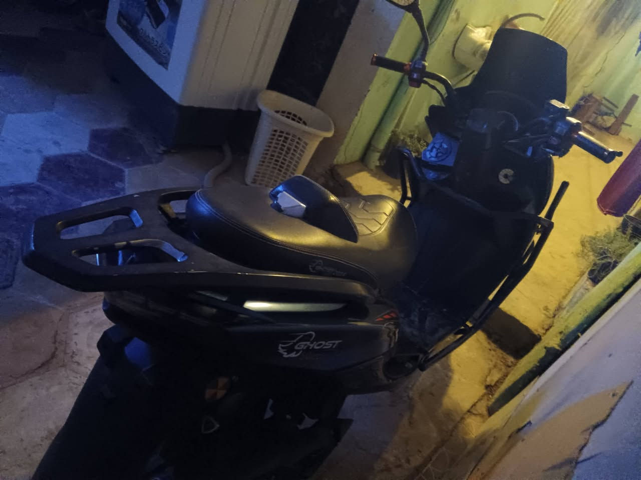 دراجه جوست الشبح للبيع 50cc مجفته تجفيته اصليه نظيفه كلش السعر ٦٠٠ الف وبيهه مجال ***********
