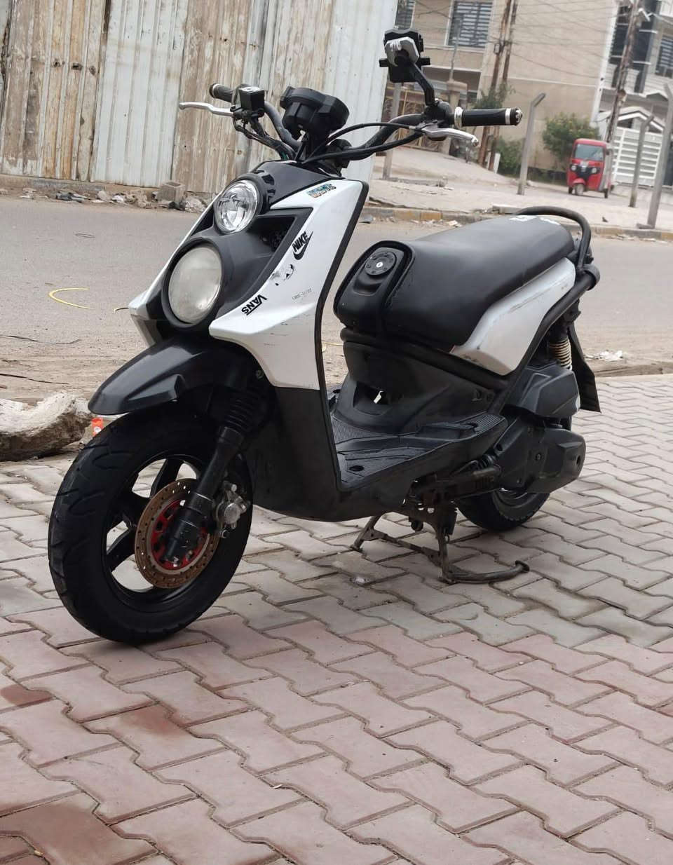 سلام عليكم دراجه سكنس جبلي دراجه خير من الله اوراق ومنفيس سعر مليون و 150 رقمي ***********
