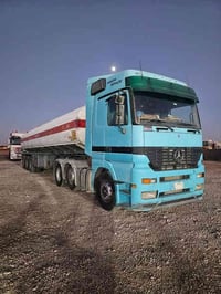 مرسيدس اكتروس • 2548 • الرمادي منطقة الشراع